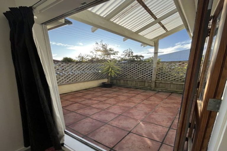 Photo of property in 24 Steyne Avenue, Plimmerton, Porirua, 5026