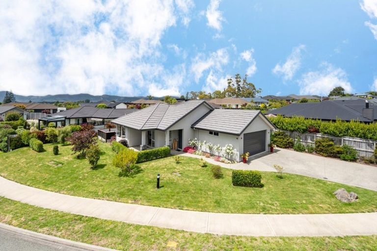 Photo of property in 11 Les Wakefield Road, Mapua, 7005