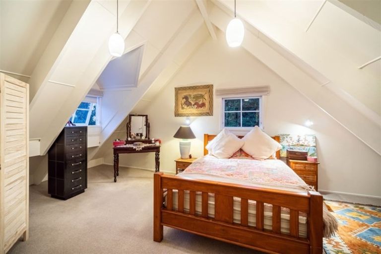 Photo of property in 2/20 Hythe Terrace, Mairangi Bay, Auckland, 0630