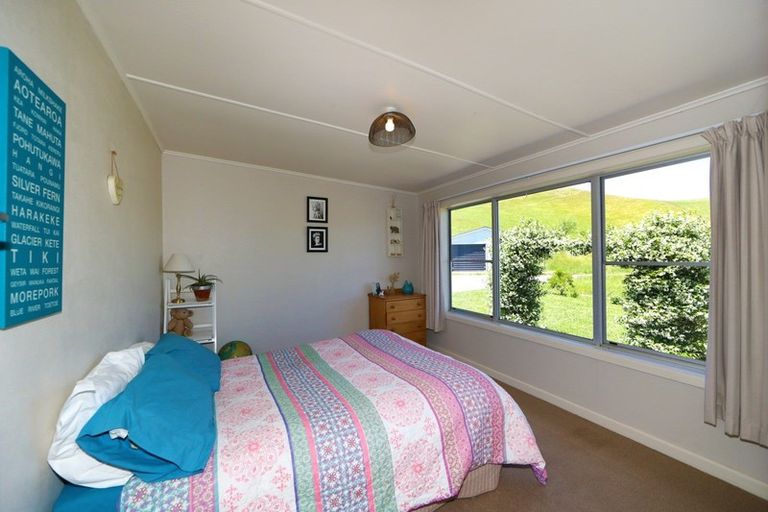 Photo of property in 30 Kawera Road, Pukehamoamoa, Hastings, 4179