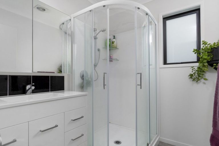 Photo of property in 2 Kasey Josh Place, Katikati, 3129