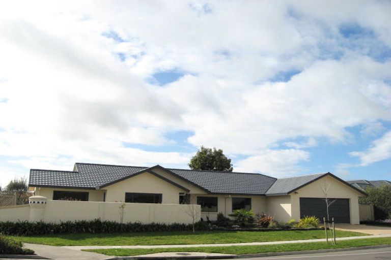 Photo of property in 1 Russell Robertson Drive, Havelock North, 4130