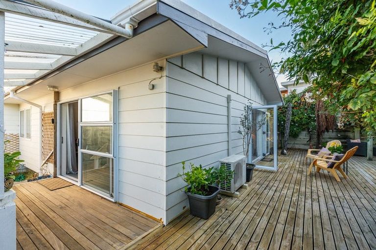 Photo of property in 18c Titoki Road, Waikanae Beach, Waikanae, 5036