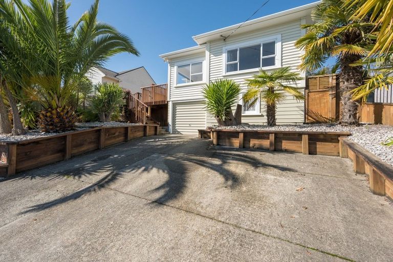 Photo of property in 13 Koromiko Avenue, Hawera, 4610