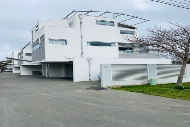 Photo of property in 5/22 Heywood Terrace, Richmond, Christchurch, 8013