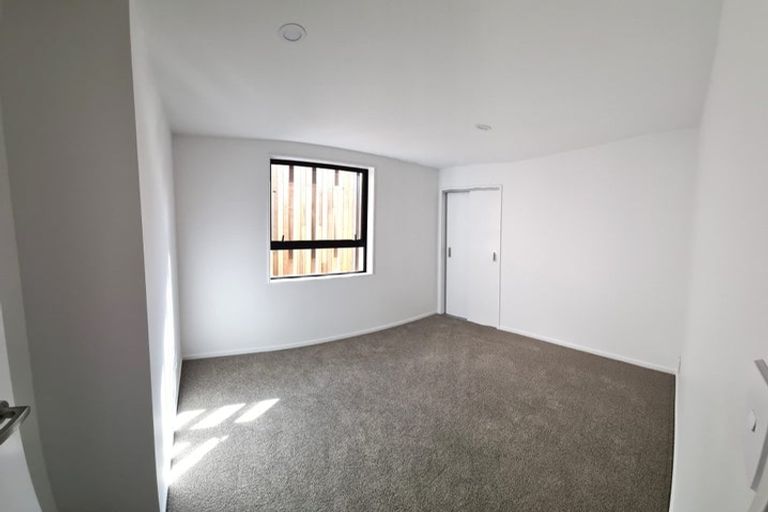 Photo of property in 16b Inglis Street, Seatoun, Wellington, 6022