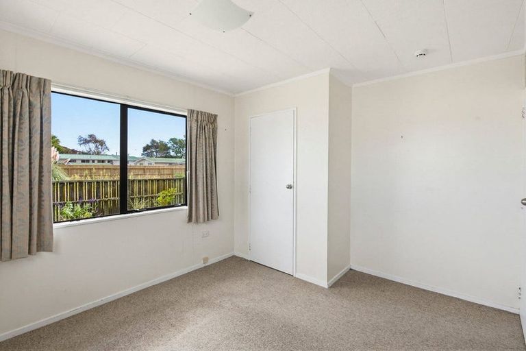 Photo of property in 4 Sharda Grove, Paraparaumu Beach, Paraparaumu, 5032