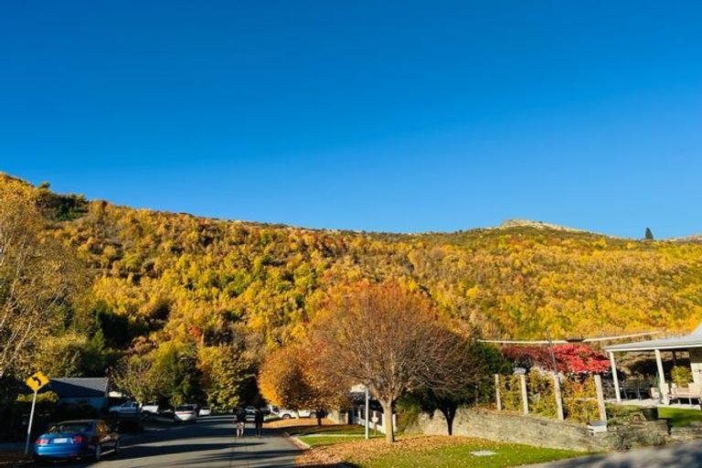 Photo of property in 60 Devon Street, Arrowtown, 9302