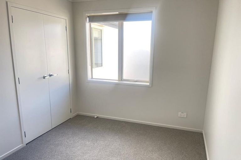 Photo of property in 32 Akeake Lane, Manurewa, Auckland, 2102