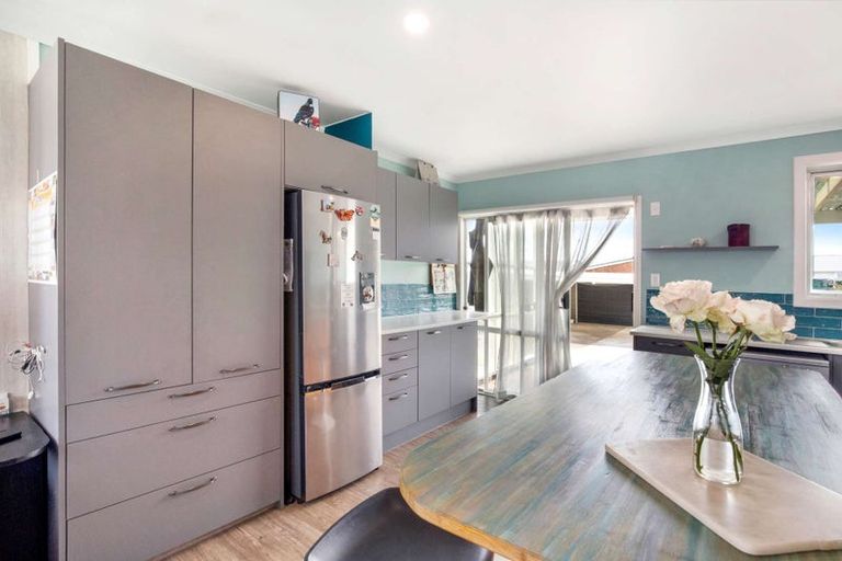 Photo of property in 11 Bovis Street, Shannon, 4821