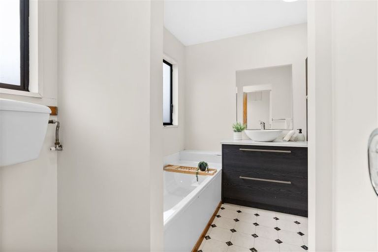 Photo of property in 2/840 Main North Road, Belfast, Christchurch, 8051