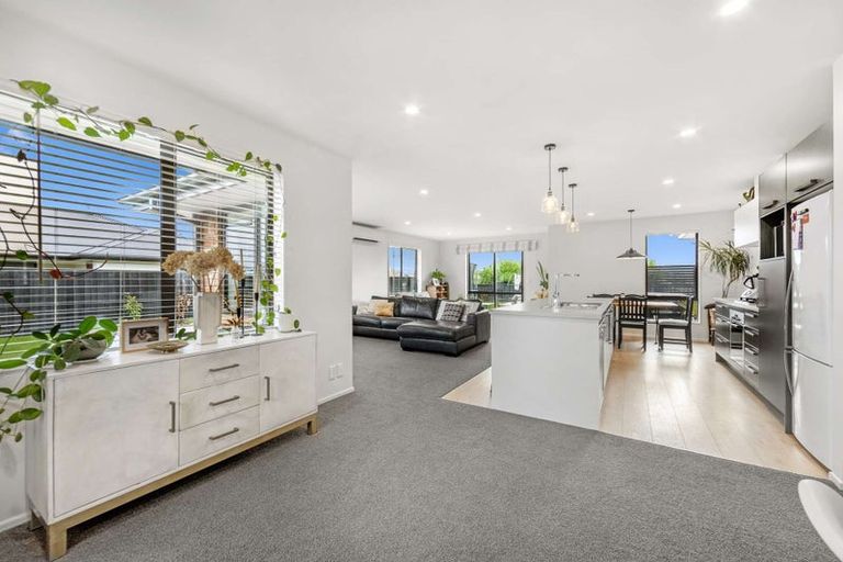 Photo of property in 114 Pegasus Boulevard, Pegasus, 7612