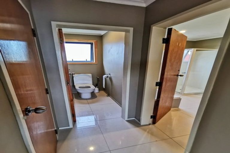 Photo of property in 10a Karaka Street, Castlecliff, Whanganui, 4501