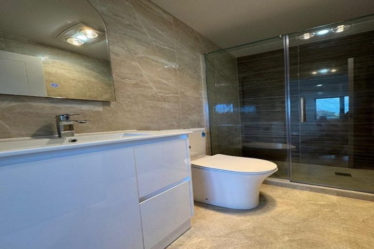 Photo of property in 73c Arimu Road, Papakura, 2110