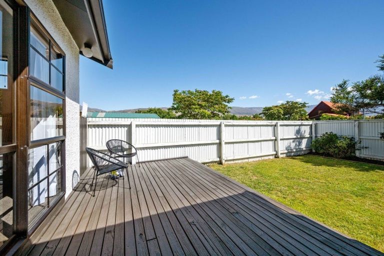 Photo of property in 9 Clare Place, Cromwell, 9310