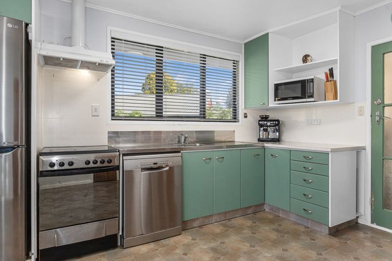 Photo of property in 28 Hinau Street, Tikipunga, Whangarei, 0112