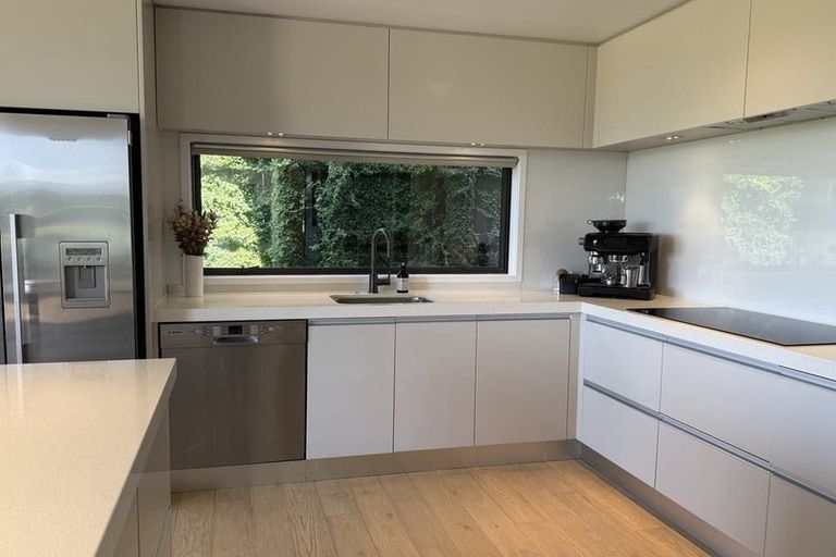 Photo of property in 6 Moa Street, Mount Maunganui, 3116