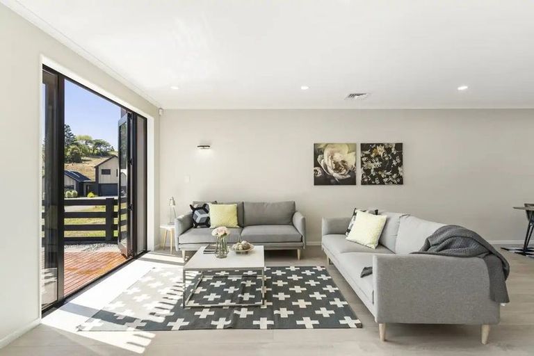 Photo of property in 5 Lark Lane, Whitford, 2571