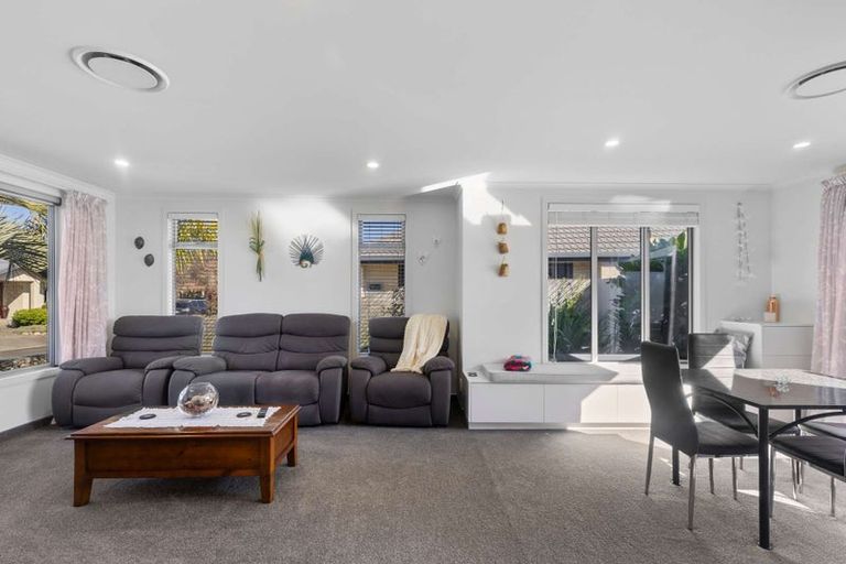 Photo of property in 16 Claire Place, Motueka, 7120