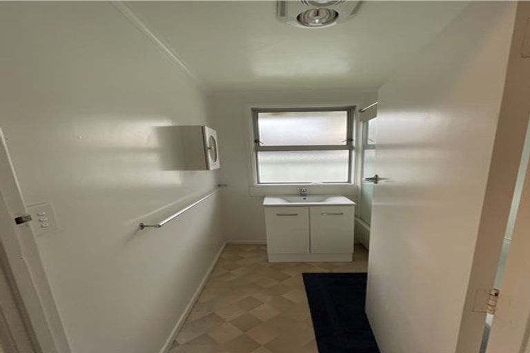 Photo of property in 1 Gavin Street, Ellerslie, Auckland, 1060