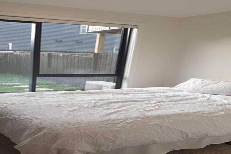 Photo of property in 18 Aveline Place, Glen Innes, Auckland, 1072