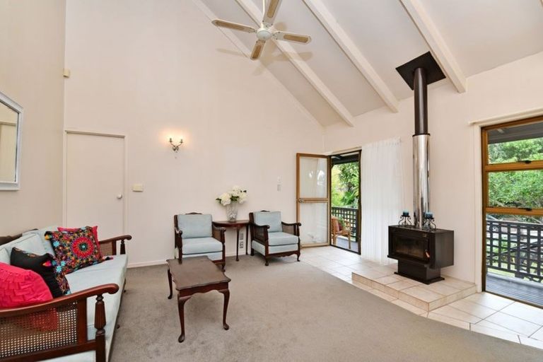 Photo of property in 1/86 Mountbatten Avenue, Hillcrest, Auckland, 0627