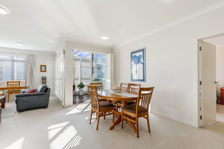 Photo of property in 86 Eaves Bush Parade, Orewa, 0931