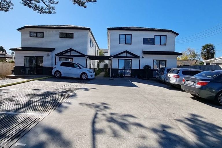 Photo of property in 2/42a Carruth Road, Papatoetoe, Auckland, 2025