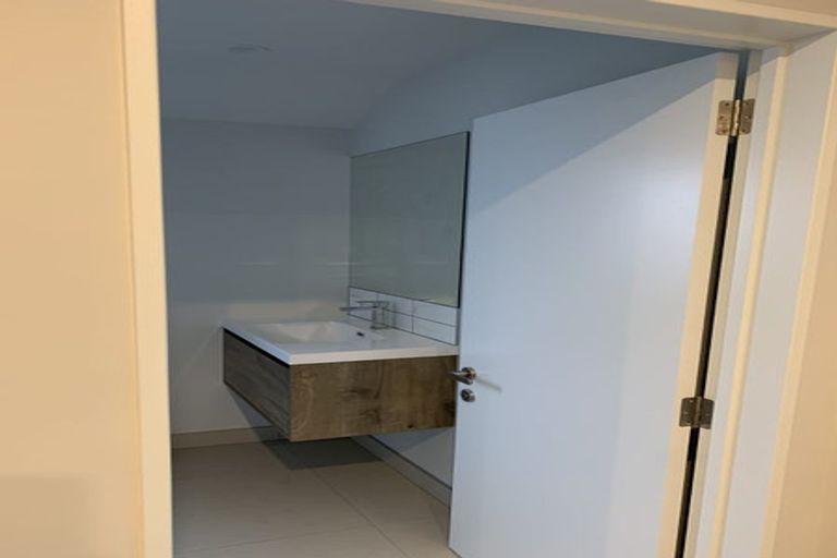 Photo of property in 15a Cardiff Avenue, Somerfield, Christchurch, 8024