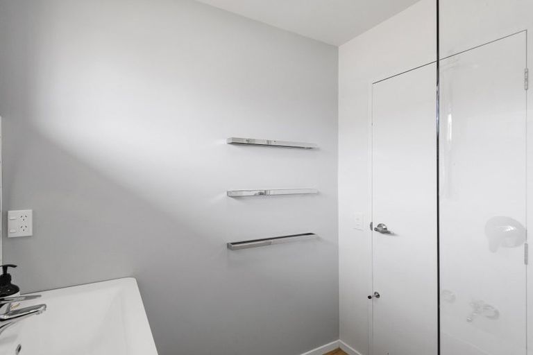 Photo of property in 83a Wilsons Road, Saint Martins, Christchurch, 8022