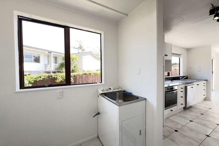 Photo of property in 131 Oaktree Avenue, Browns Bay, Auckland, 0630