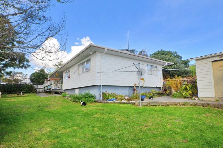 Photo of property in 54 Nottingham Street, Karori, Wellington, 6012