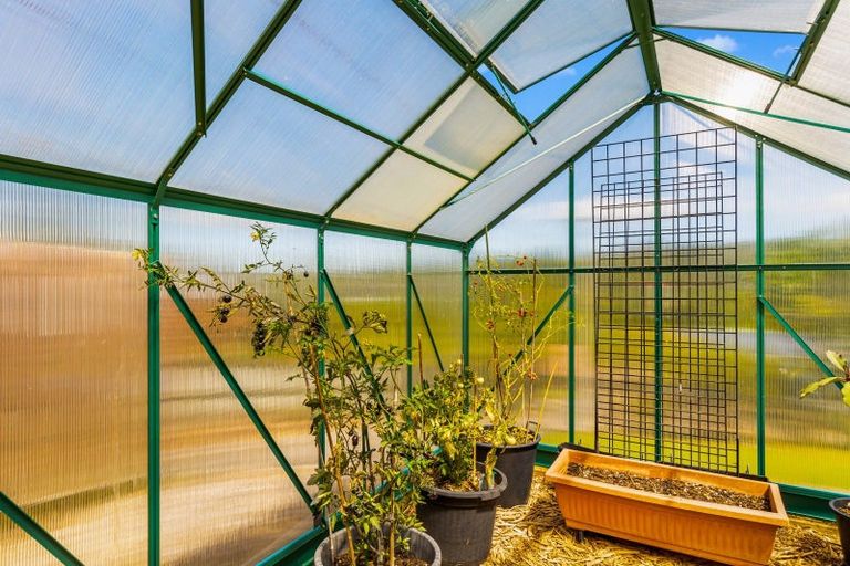 Photo of property in 21 Salem Place, Torbay, Auckland, 0630