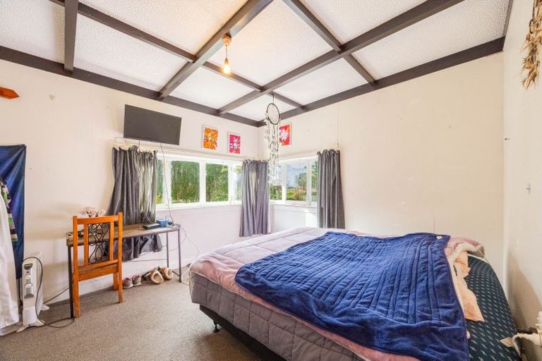 Photo of property in 7 Charlotte Street, Takapau, 4203