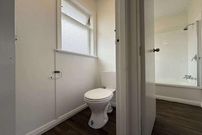 Photo of property in 7 Wainhouse Street, Stokes Valley, Lower Hutt, 5019