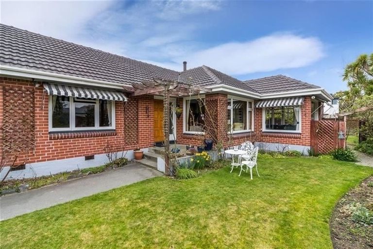 Photo of property in 161 Ilam Road, Ilam, Christchurch, 8041