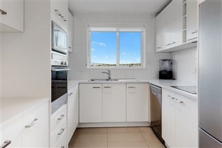 Photo of property in 41 Killarney Avenue, Torbay, Auckland, 0630