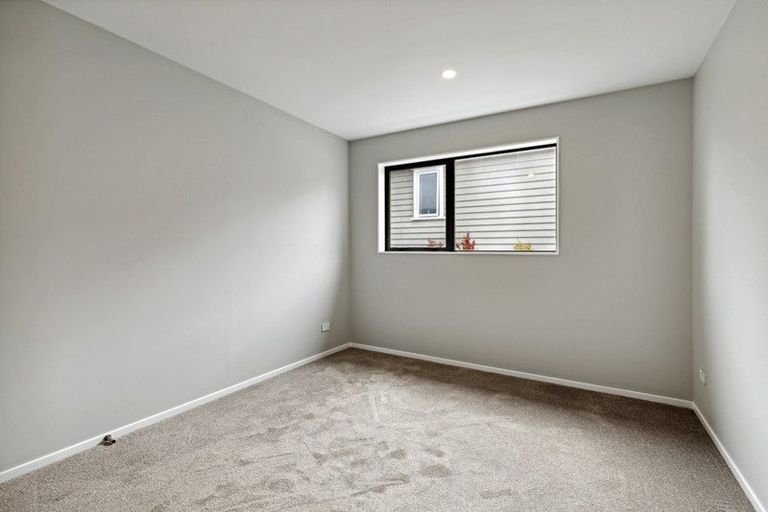 Photo of property in 15 Bela Vista Boulevard, Swanson, Auckland, 0614