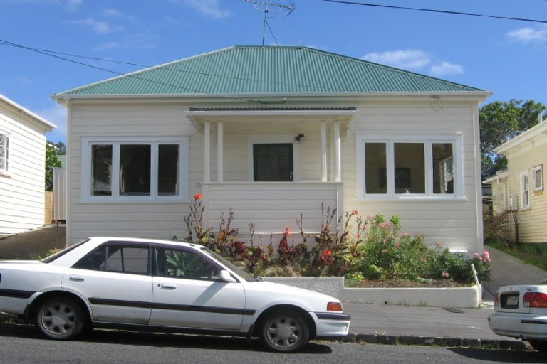 Photo of property in 17 Owens Road, Devonport, Auckland, 0624