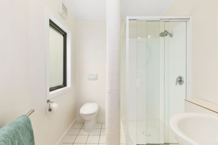 Photo of property in 13 Russo Terrace, Eastbourne, Lower Hutt, 5013