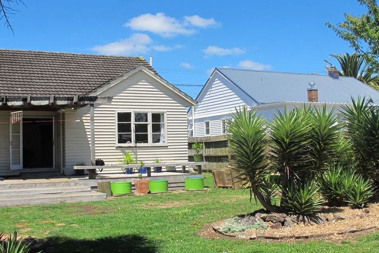 Photo of property in 12 Churchill Drive, Wilton, Wellington, 6035