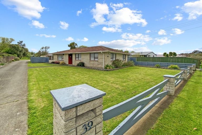 Photo of property in 39 Norbiton Road, Foxton, 4814