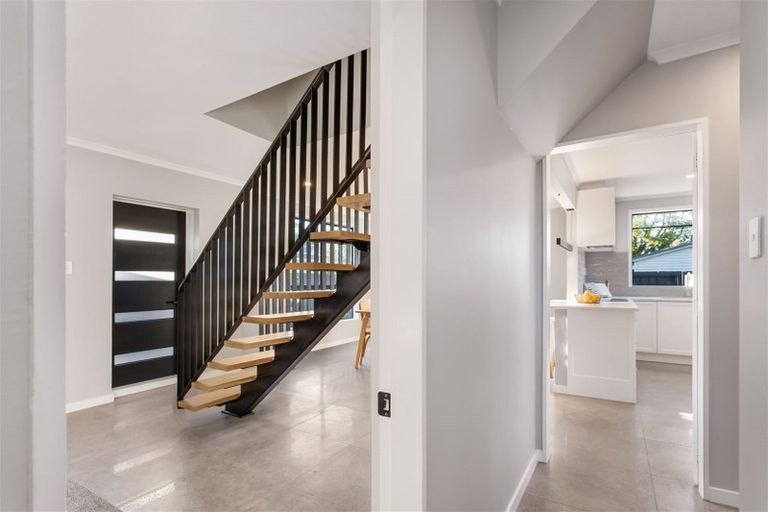 Photo of property in 1/97 Weston Road, St Albans, Christchurch, 8052