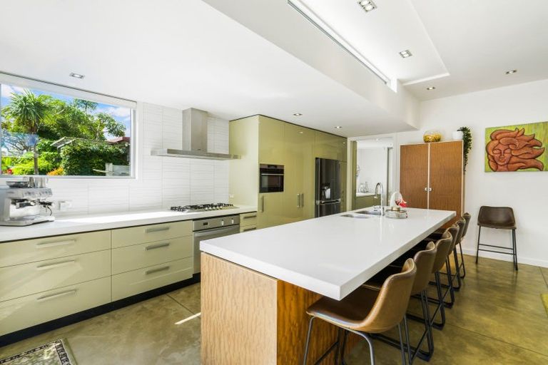 Photo of property in 37 Laurence Street, Manly, Whangaparaoa, 0930