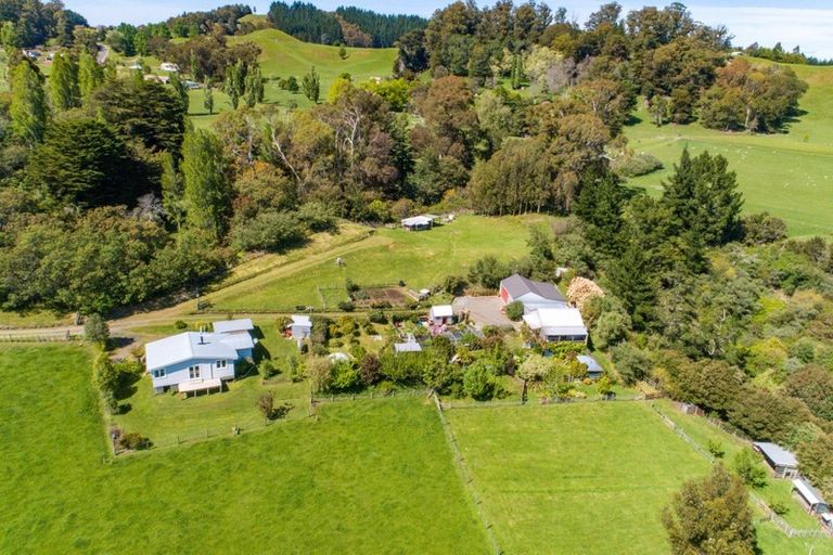 Photo of property in 583 Apley Road, Puketapu, Napier, 4184