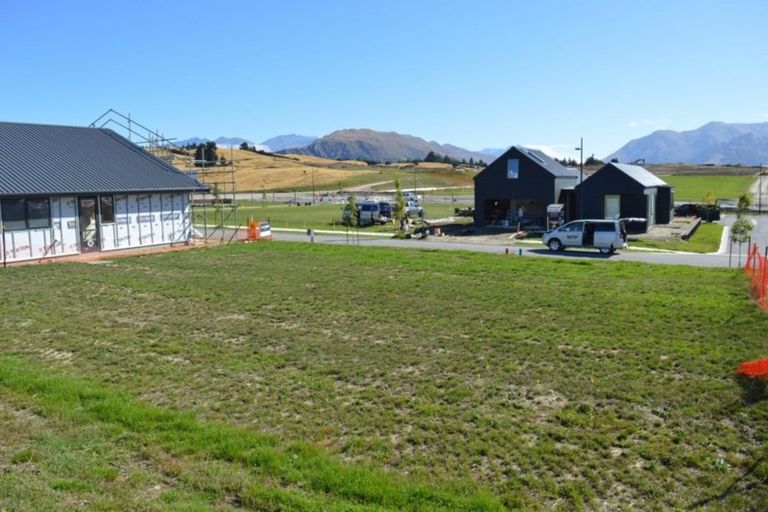 Photo of property in 41 Obelisk Street, Wanaka, 9305