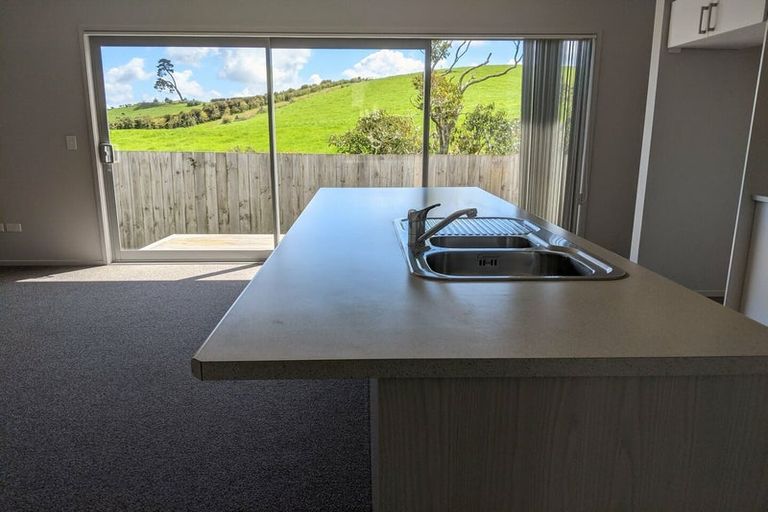 Photo of property in 82 Isabella Drive, Pukekohe, 2120