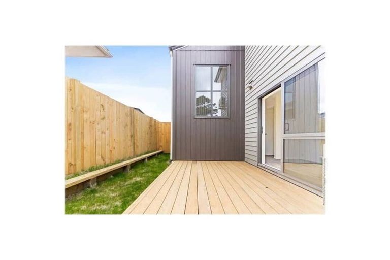 Photo of property in 3/15 Totara Road, Manurewa, Auckland, 2102