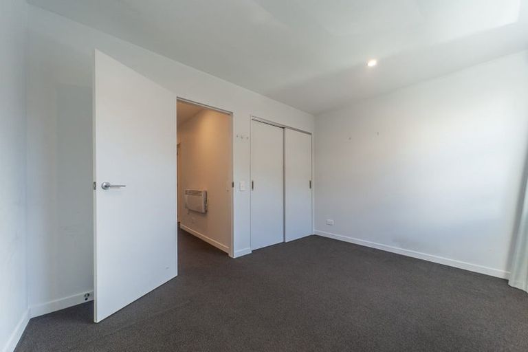 Photo of property in 2/24 Princess Terrace, Newtown, Wellington, 6021