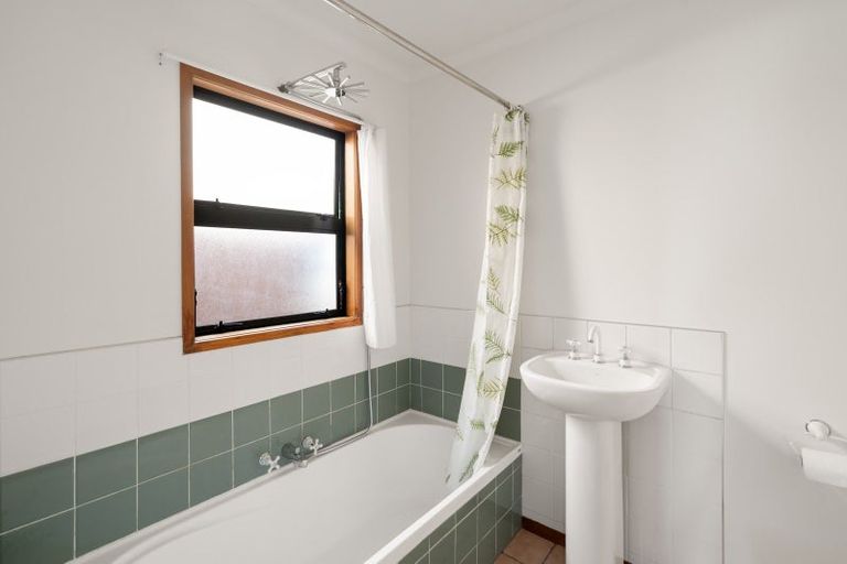 Photo of property in 16a Hartford Avenue, Papamoa Beach, Papamoa, 3118